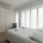 شقة Palazzo Visconti Di Modrone, Two Beautiful By Halldis ميلان