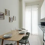 شقة Palazzo Visconti Di Modrone, Two Beautiful By Halldis *