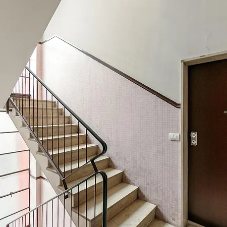 Palazzo Visconti Di Modrone, Two Beautiful By Halldis 아파트 밀라노